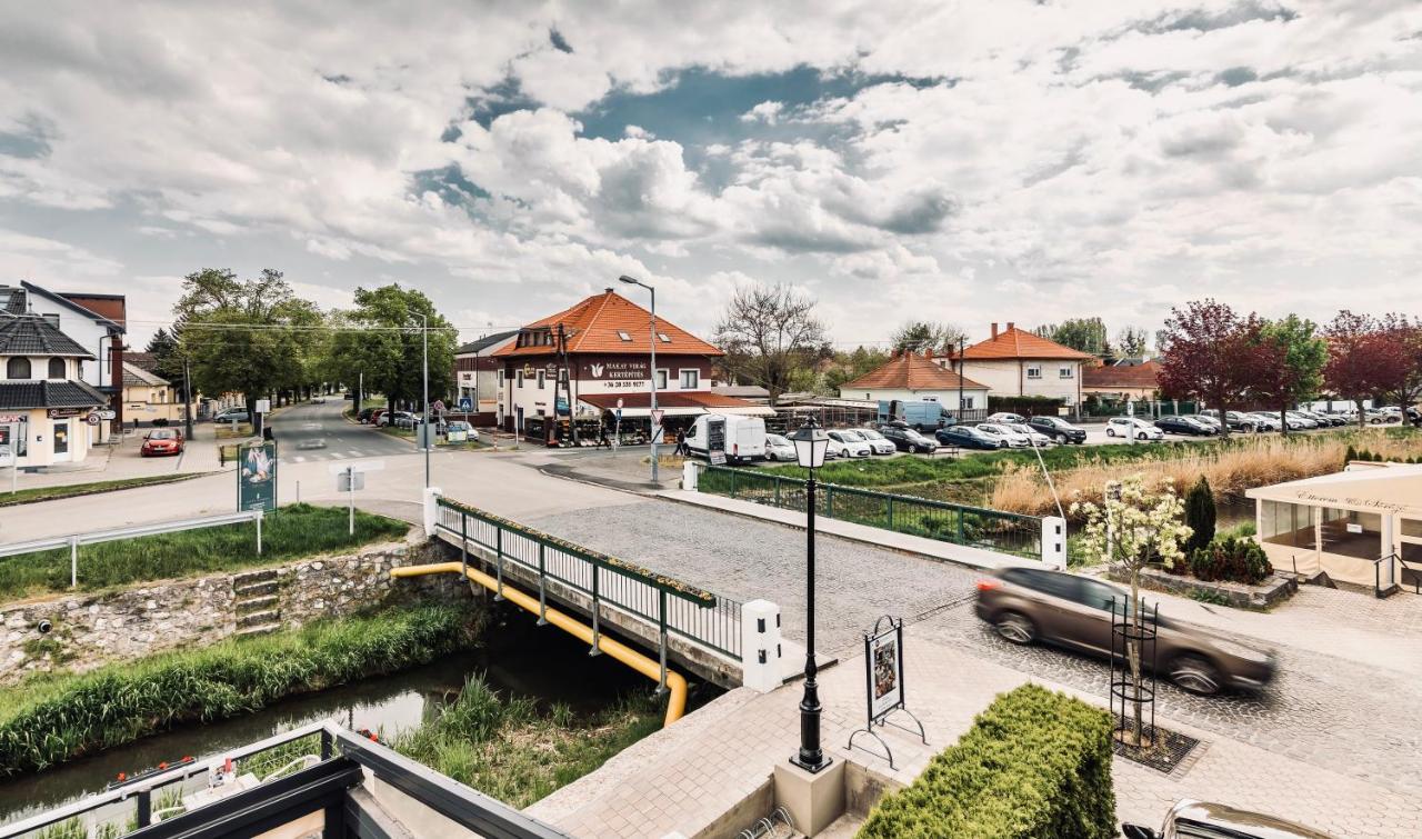 Monarchia Apartman Grand Mosonmagyaróvár Exterior foto